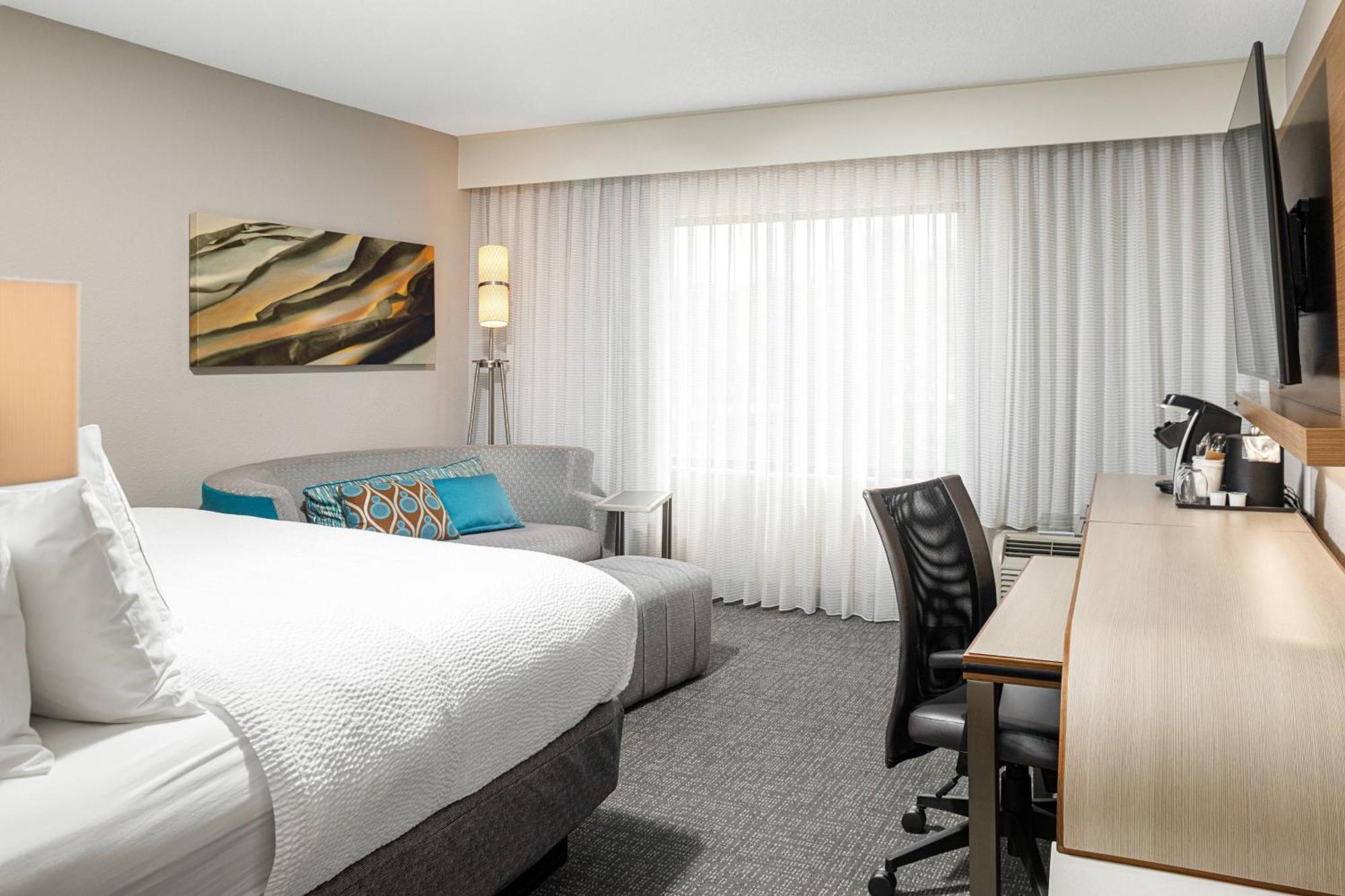 Отель Courtyard Paducah West Экстерьер фото