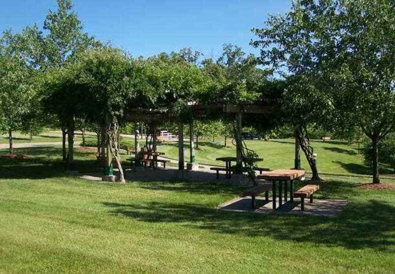 Отель Courtyard Paducah West Экстерьер фото