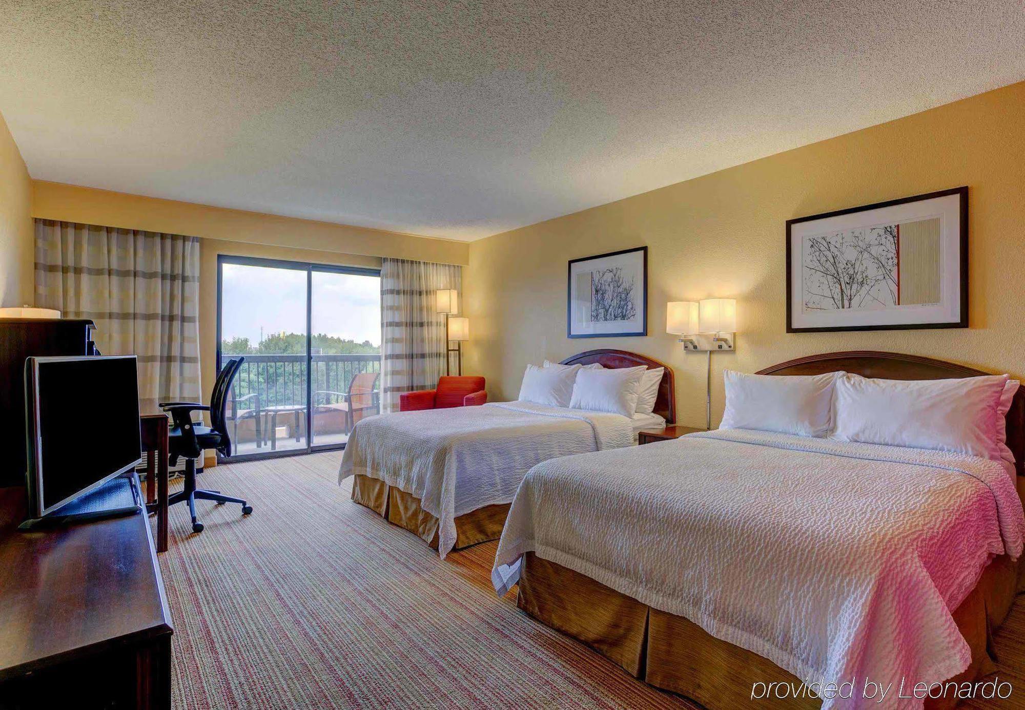 Отель Courtyard Paducah West Экстерьер фото